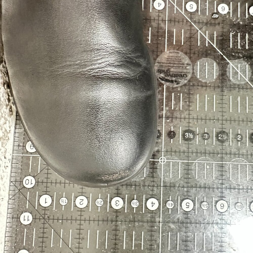 Blundstone Women Size 3 US 6 Black Leather Side Elastic Pull On Chelsea Boot - Picture 11 of 11